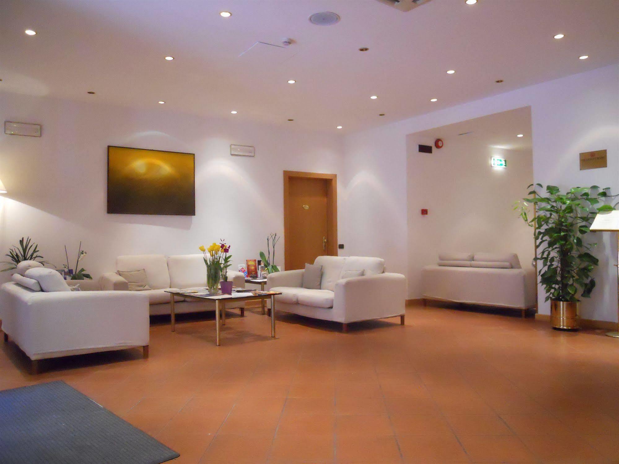 Italia Hotel Urbino